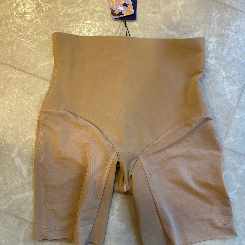 Honeylove Seamless Shapewear in Beige